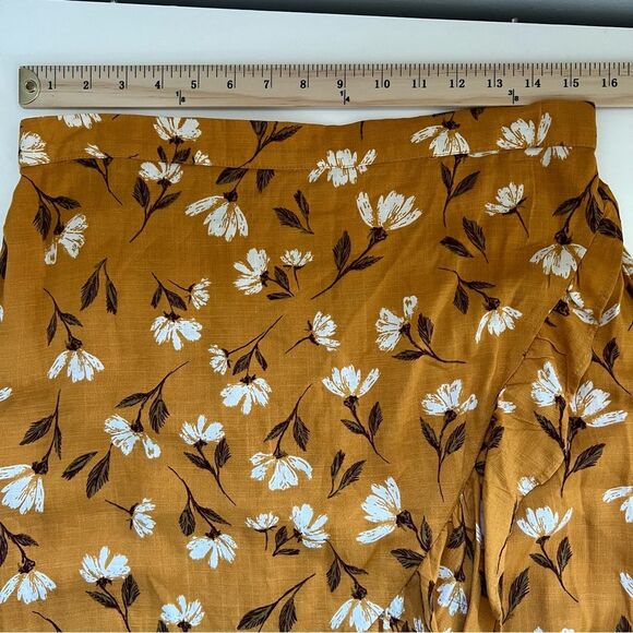 Tiered Wrap Skirt Maxi Floral Ruffle  Gold Size Large Cottage Boho Gypsy Peasant - Picture 8 of 9